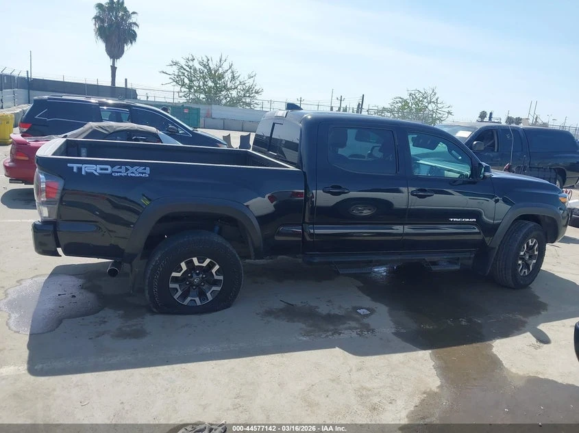 Toyota Tacoma Trd Off Road, снимка 13 - Автомобили и джипове - 54248823