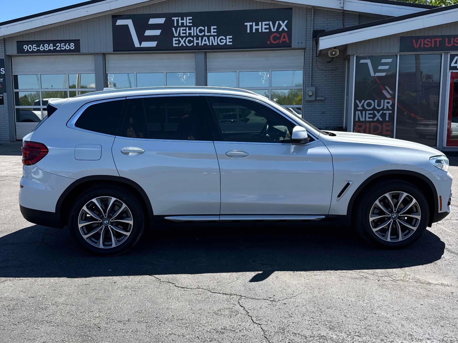 BMW X3 xDrive30i * ПОДГРЕВ * ПАНОРАМА * CARFAX, снимка 3 - Автомобили и джипове - 54730656