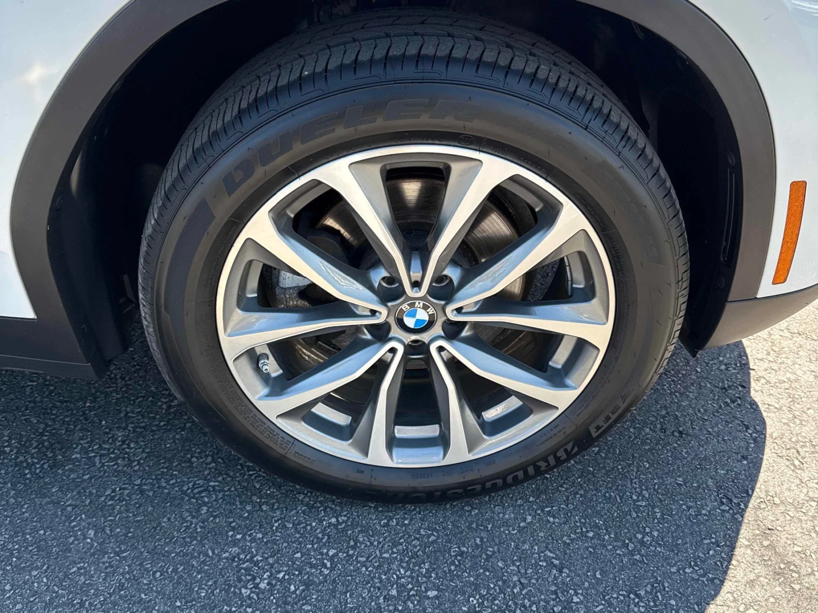 BMW X3 xDrive30i * ПОДГРЕВ * ПАНОРАМА * CARFAX, снимка 13 - Автомобили и джипове - 54730656