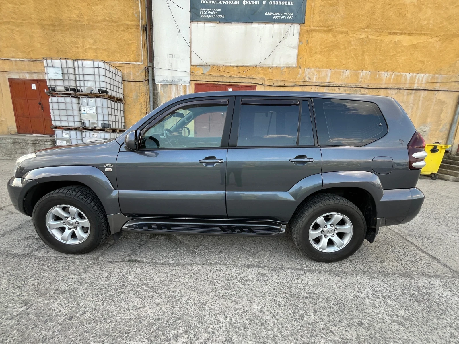 Toyota Land cruiser J120, снимка 4 - Автомобили и джипове - 54844273