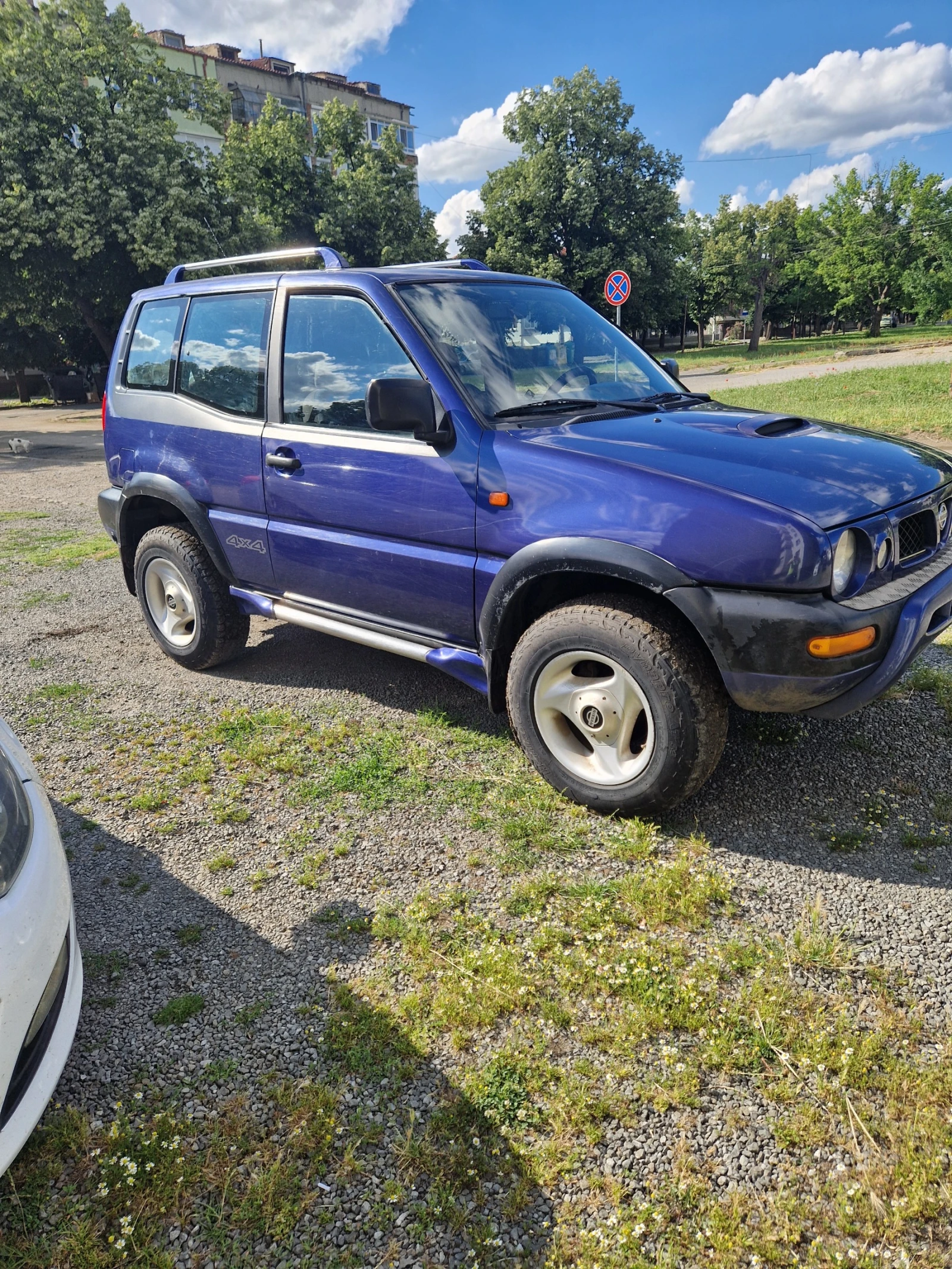 Nissan Terrano, снимка 8 - Автомобили и джипове - 54944706