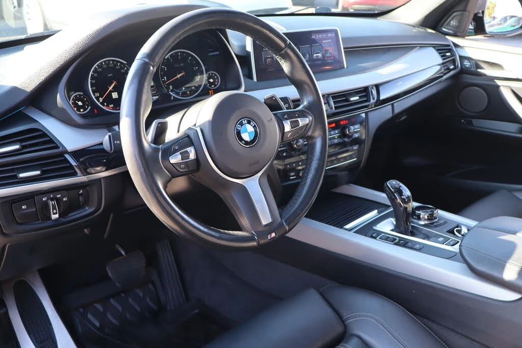 BMW X5 xDrive35i * АвтоКредит * (Цена до БГ), снимка 9 - Автомобили и джипове - 55530270