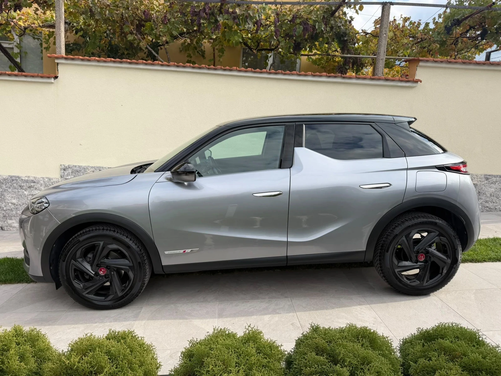 DS DS 3 Crossback 1.2 Performance, снимка 4 - Автомобили и джипове - 56662452