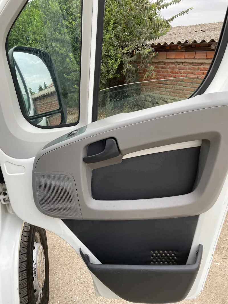 Fiat Ducato 2.3MultiJet РЕАЛНИ КМ/КЛИМАТИК/ЕЛ.СТЪКЛА, снимка 12 - Бусове и автобуси - 47088028