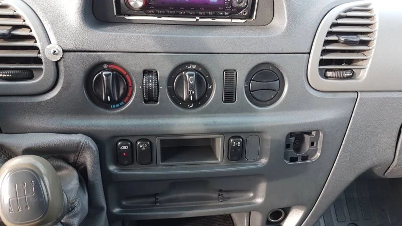 Mercedes-Benz Sprinter 416, снимка 13 - Бусове и автобуси - 49665903