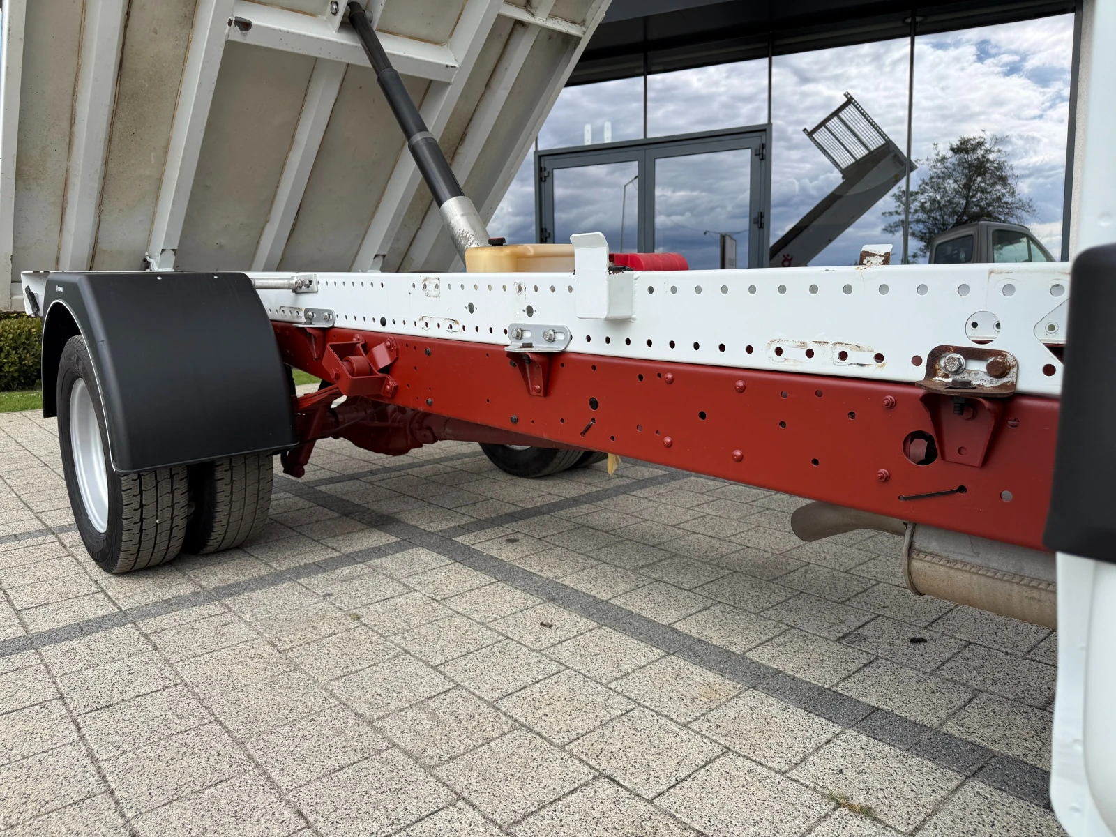 Iveco Daily 40C15 до 3.5т. 3.40м. , снимка 9 - Бусове и автобуси - 56083869