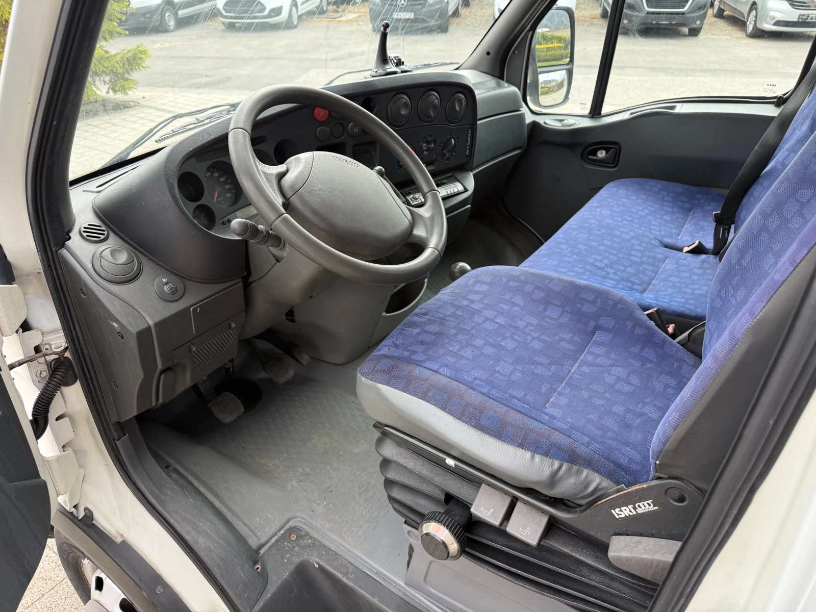 Iveco Daily 40C15 до 3.5т. 3.40м. , снимка 12 - Бусове и автобуси - 56083869