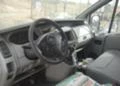 Opel Vivaro 2.5cdti/на части, снимка 3