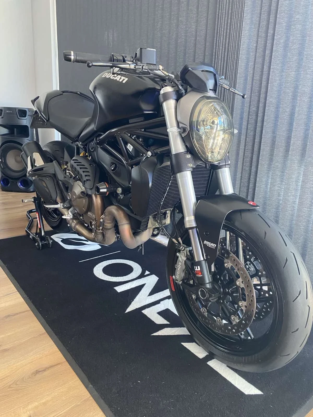 Ducati Monster 821, снимка 4 - Мотоциклети и мототехника - 56349645