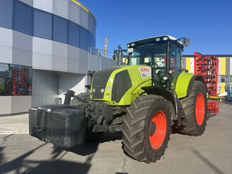 Трактор Claas Axion 820, снимка 2 - Селскостопанска техника - 38781703