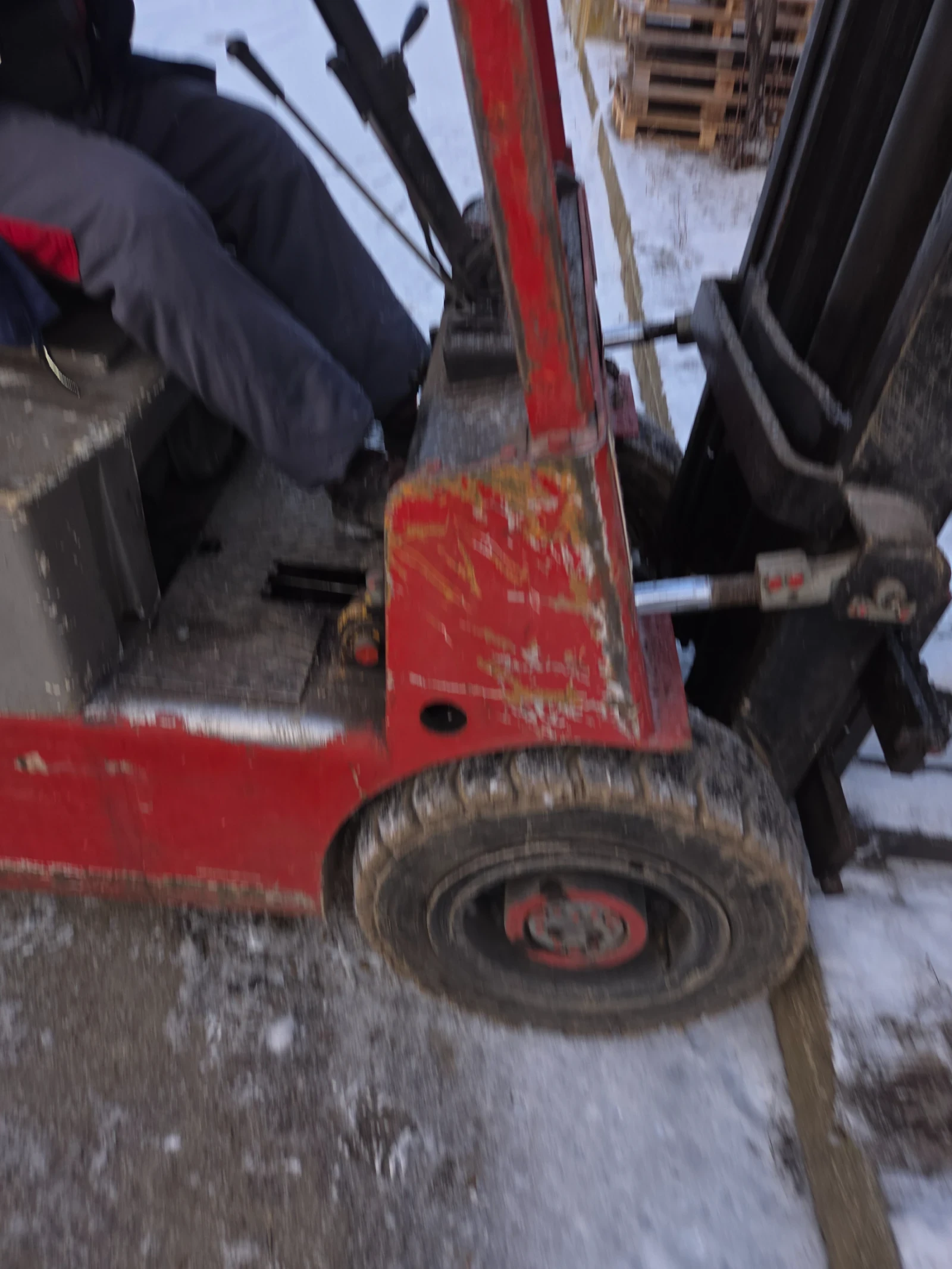 ������� BT ����� ������� | Mobile.bg � ����������� 4