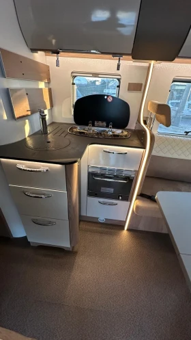 Кемпер Burstner IXEO, снимка 12