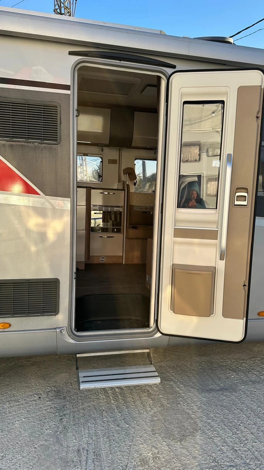  Burstner IXEO | Mobile.bg   4