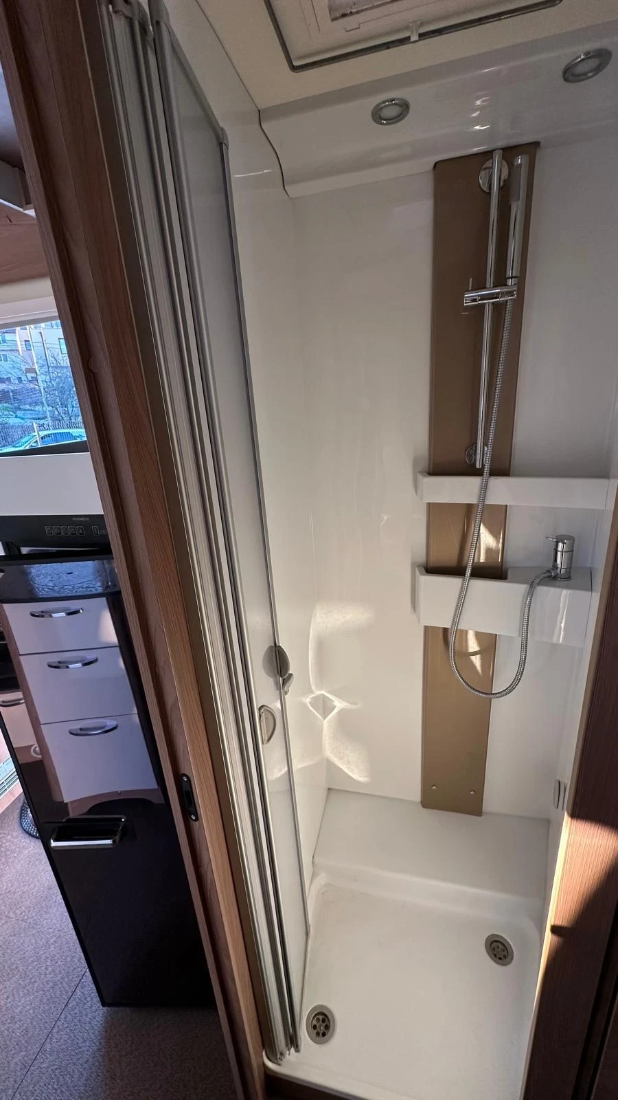  Burstner IXEO | Mobile.bg   8