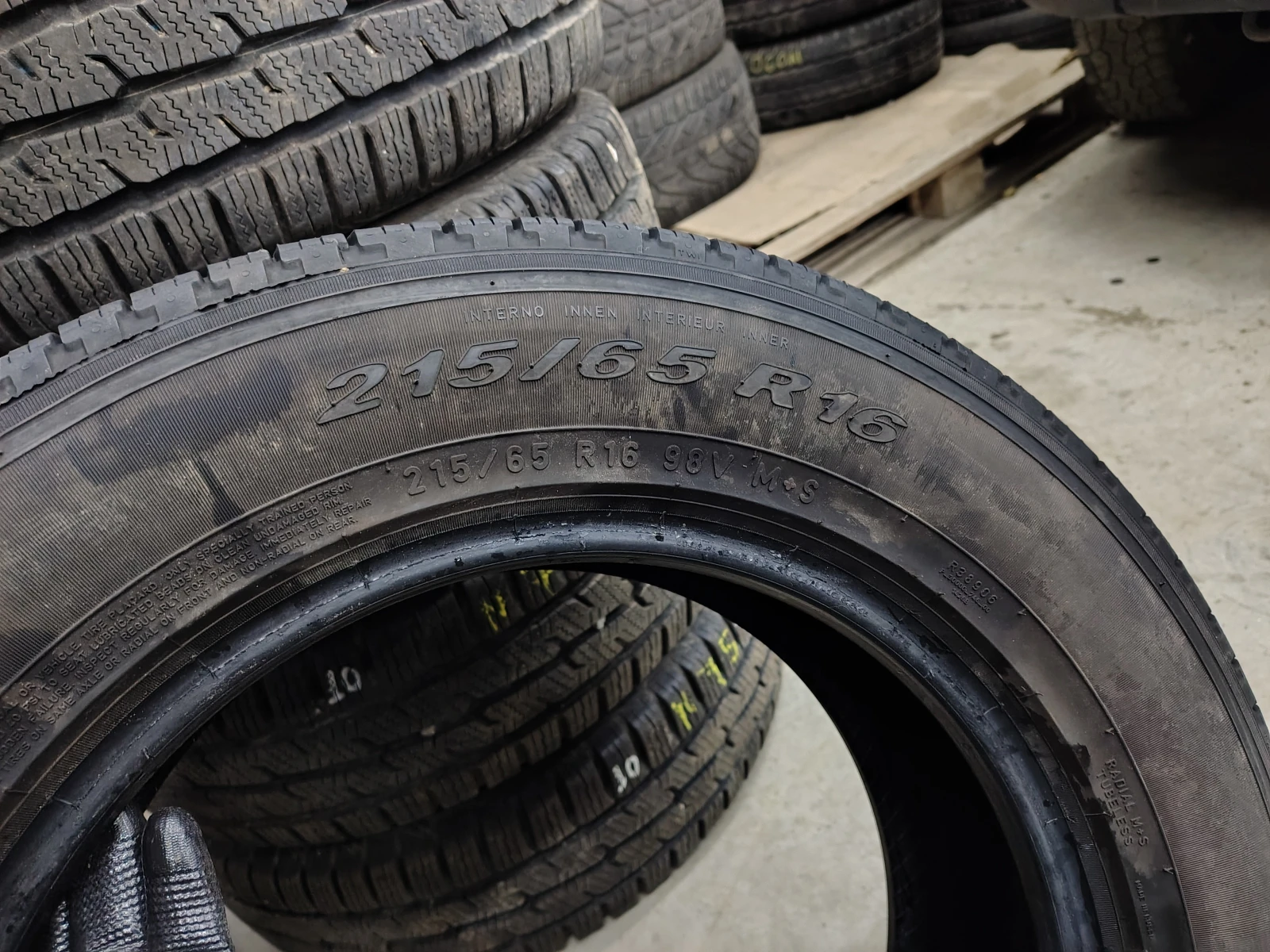 Гуми Всесезонни 215/65R16, снимка 7 - Гуми и джанти - 53746928