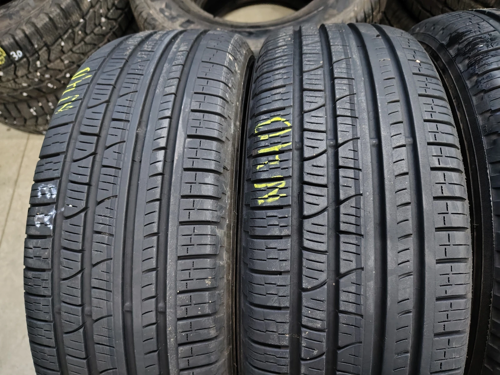 Гуми Всесезонни 215/65R16, снимка 2 - Гуми и джанти - 53746928