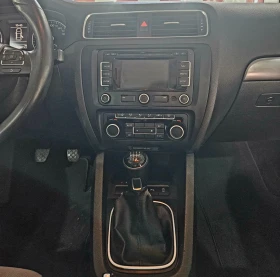 VW Jetta 1.6TDI Highline Executive 2013, снимка 8