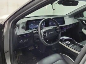 Kia EV6 LONG RANGE W/GT LINE PKG 1 * CARFAX / АВТОКРЕДИТ, снимка 10
