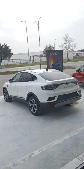 Renault Arkana 1.3 mild hibrid, снимка 1