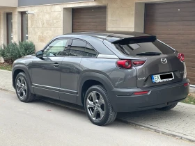 Mazda MX-30 E-Skyactiv, снимка 4