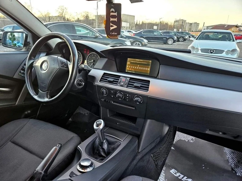 BMW 520 I TOP, снимка 10 - Автомобили и джипове - 43774729