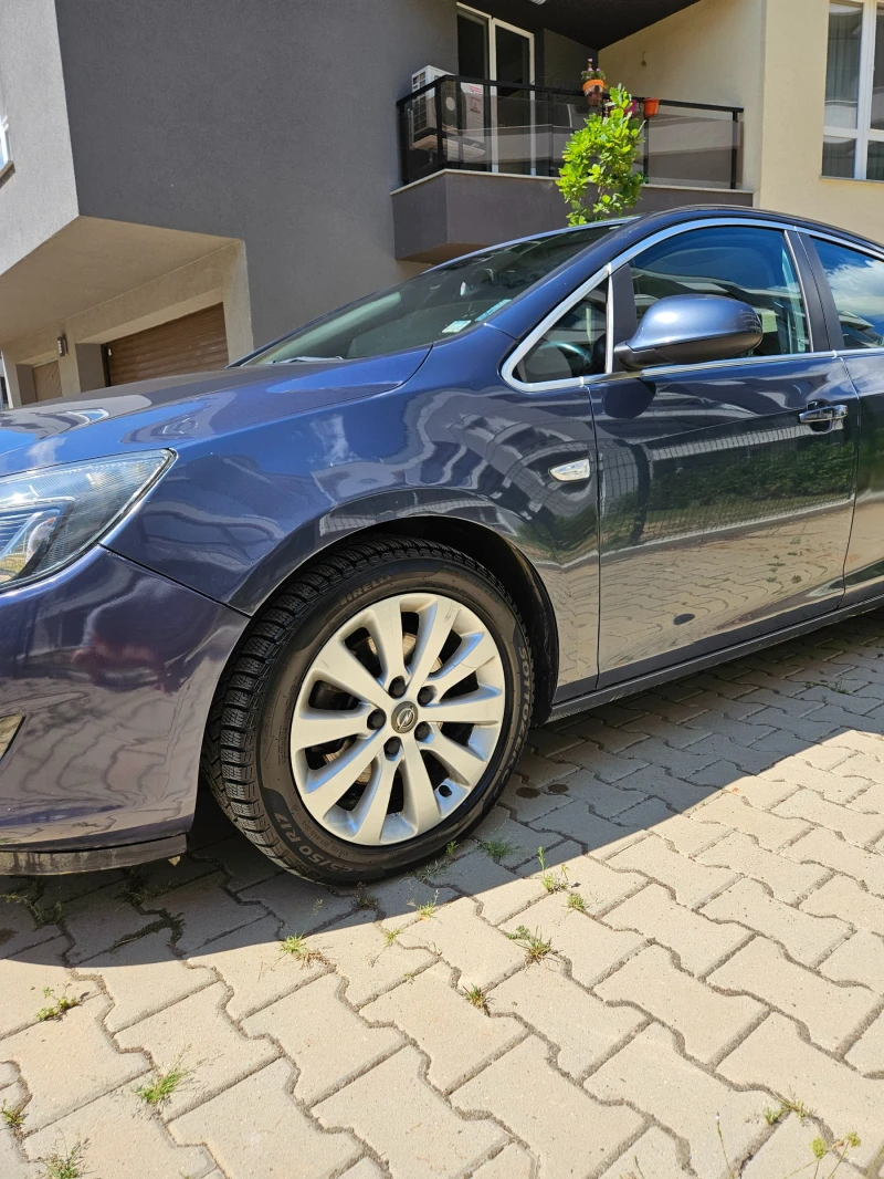 Opel Astra, снимка 3 - Автомобили и джипове - 47064034