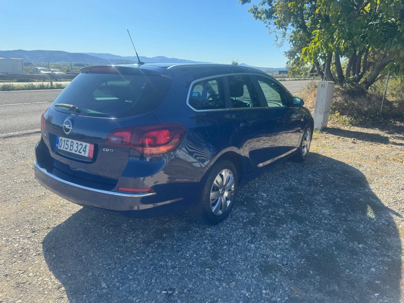 Opel Astra 1.7CDTI , снимка 5 - Автомобили и джипове - 47438199