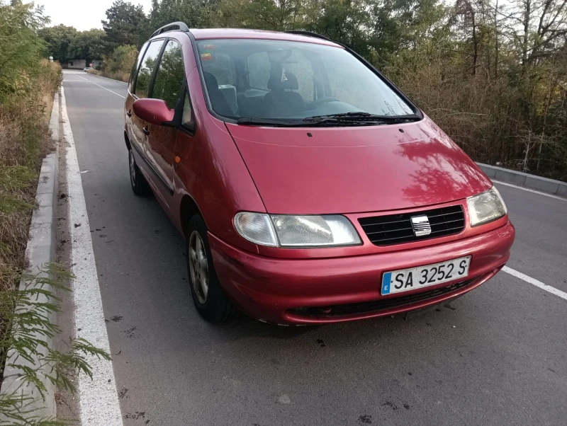 Seat Alhambra, снимка 4 - Автомобили и джипове - 48170111