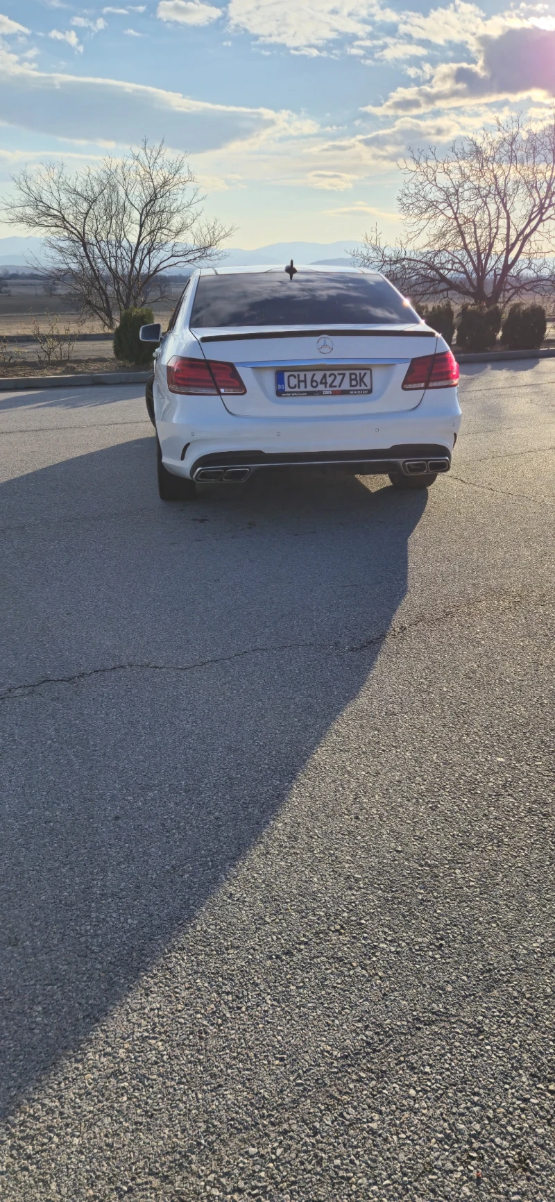 Mercedes-Benz E 220, снимка 9 - Автомобили и джипове - 48359695