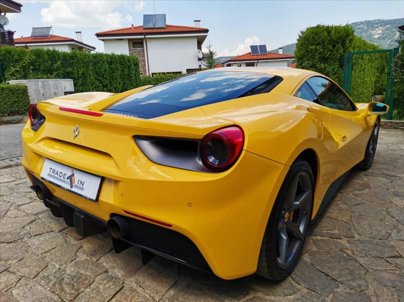 Ferrari 488 GTB, снимка 4 - Автомобили и джипове - 48470143