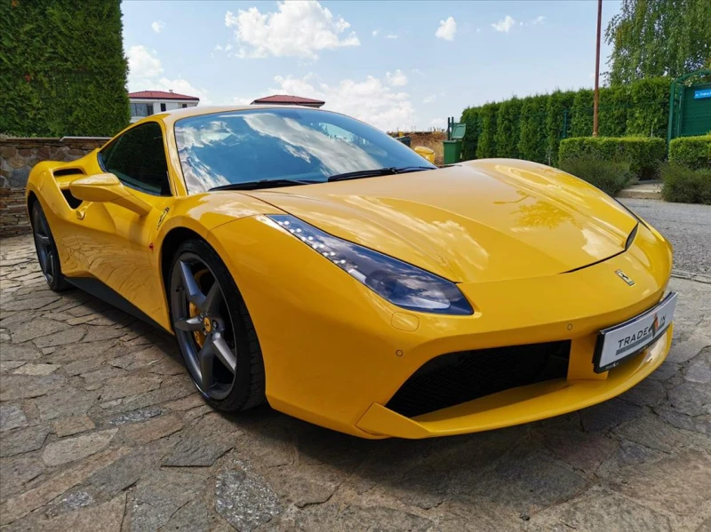 Ferrari 488 GTB, снимка 3 - Автомобили и джипове - 48470143