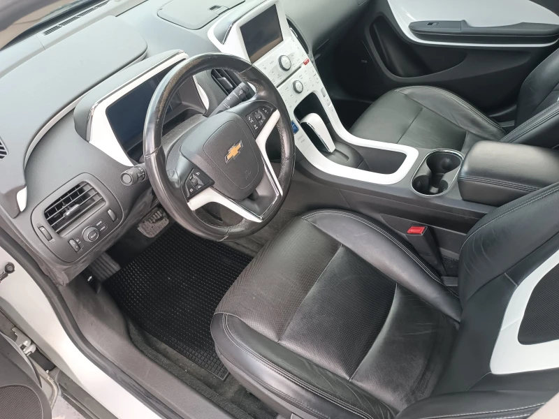 Chevrolet Volt НОВ ВНОС ОТ ШВЕЙЦАРИЯ !!!, снимка 13 - Автомобили и джипове - 49517539