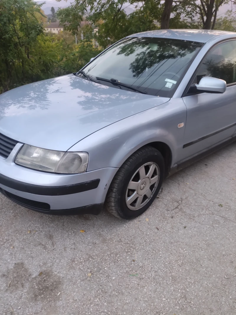 VW Passat, снимка 9 - Автомобили и джипове - 52249460