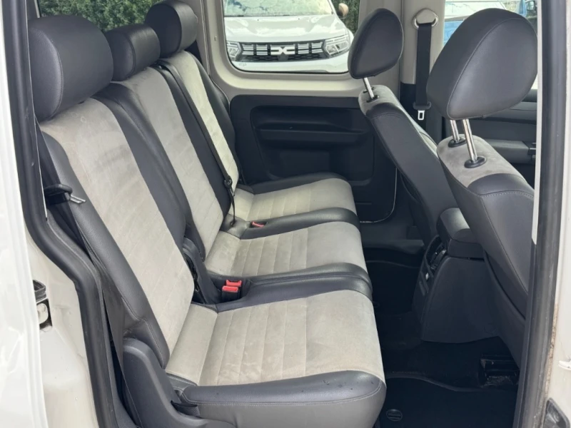 VW Caddy Edition 30, снимка 10 - Автомобили и джипове - 52470265