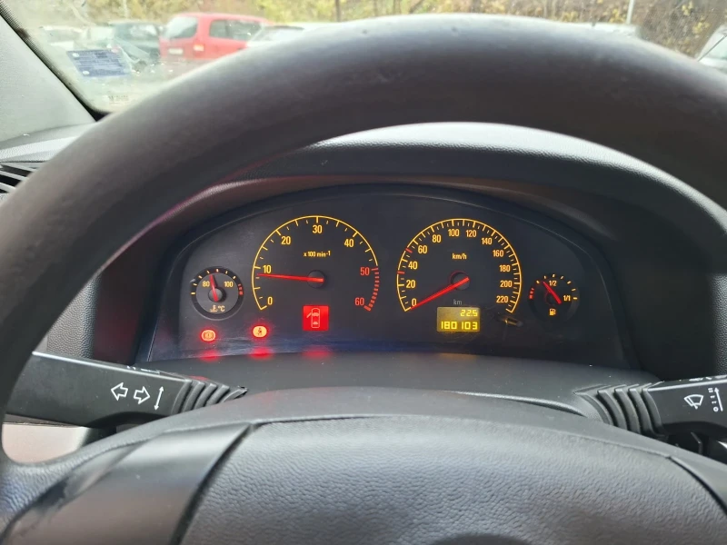 Opel Vectra, снимка 16 - Автомобили и джипове - 52618347