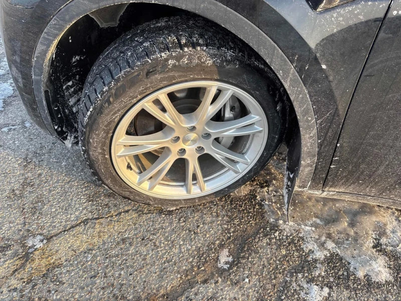 Tesla Model Y * Long Range * CARFAX * БЕЗ ПЪРВОНАЧАЛНА ВНОСКА, снимка 7 - Автомобили и джипове - 52828472