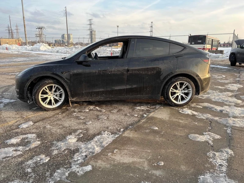 Tesla Model Y * Long Range * CARFAX * БЕЗ ПЪРВОНАЧАЛНА ВНОСКА, снимка 2 - Автомобили и джипове - 52828472