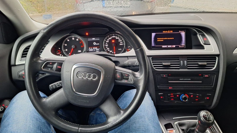 Audi A4 Avant 2.0 TFSI, 2010г., снимка 11 - Автомобили и джипове - 53507346