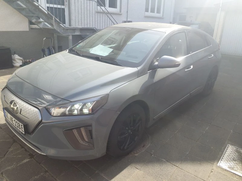 Hyundai Ioniq, снимка 2 - Автомобили и джипове - 54192000