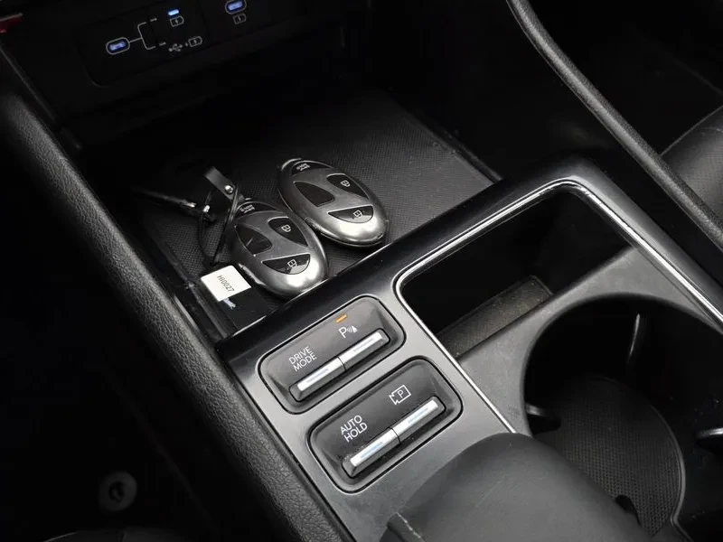 Hyundai Sonata 2.0 Lpg Mobility, снимка 17 - Автомобили и джипове - 56658367