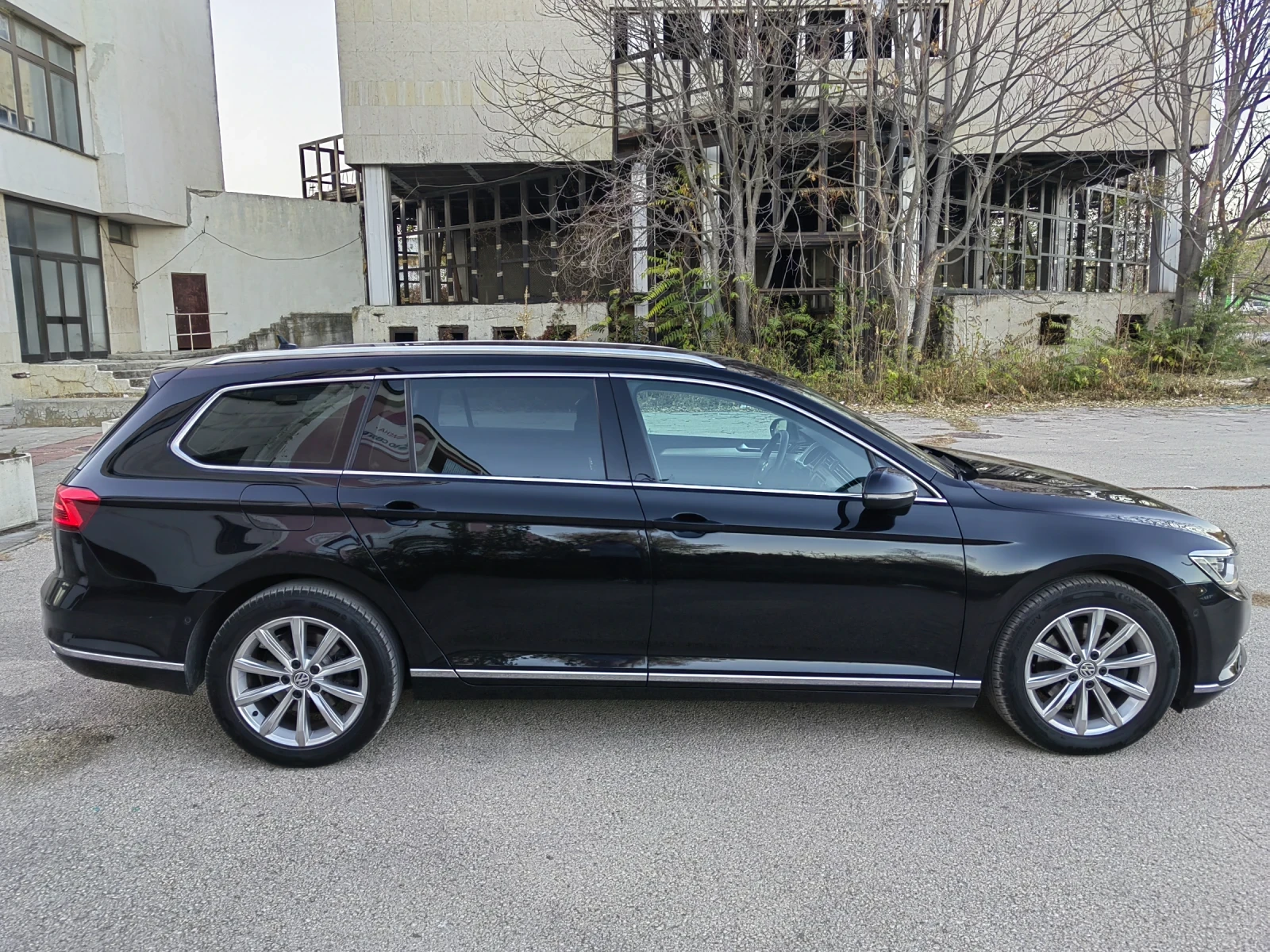 VW Passat 2.0TSI / DSG / HIGHLINE - изображение 2