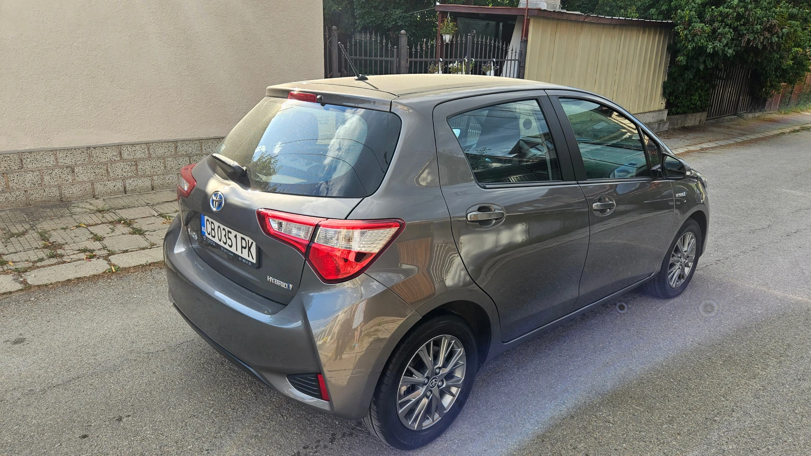 Toyota Yaris  - изображение 3