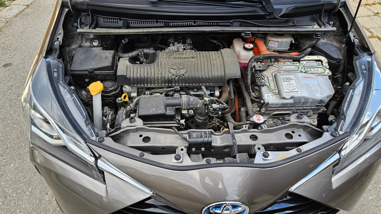 Toyota Yaris  - изображение 7