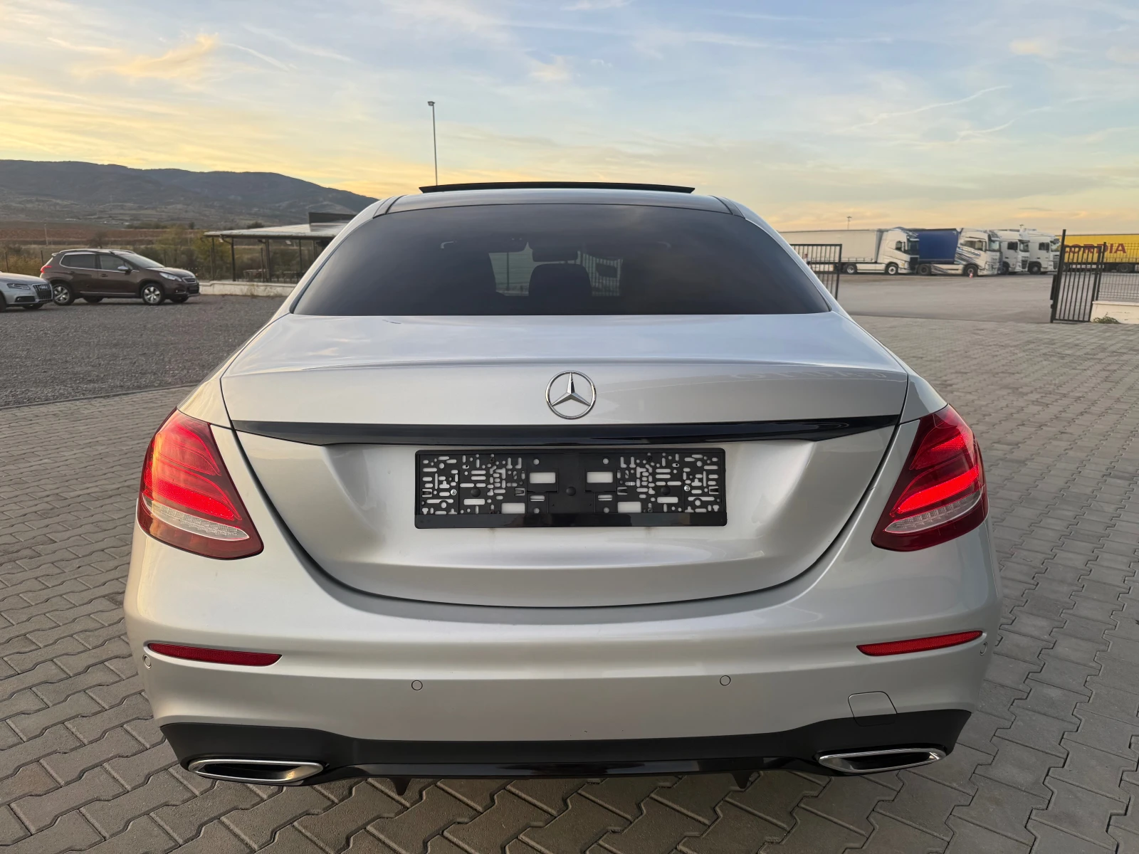 Mercedes-Benz E 220 2.2 cdi AMG face СОБСТВЕН ЛИЗИНГ  | Mobile.bg — изображение 6