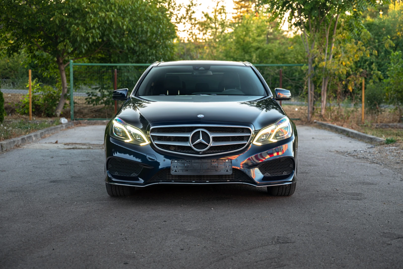 Mercedes-Benz E 250 AMG LINE LED KEYLESS GO PANORAMA COMAND NTG5, снимка 6 - Автомобили и джипове - 52860586