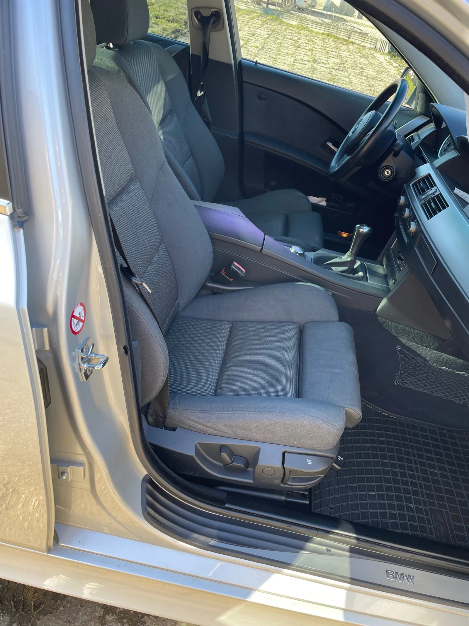 BMW 530 D ЧИП ръчка Mpack РЕАЛНИ км, снимка 5 - Автомобили и джипове - 52997724