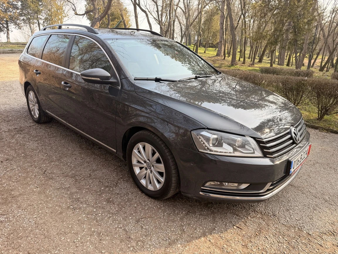 VW Passat 2.0tdi 4-motion NAVI!, снимка 3 - Автомобили и джипове - 53756566