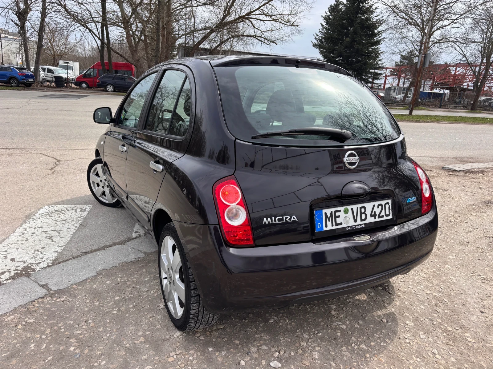 Nissan Micra 1.3i, снимка 8 - Автомобили и джипове - 54035257