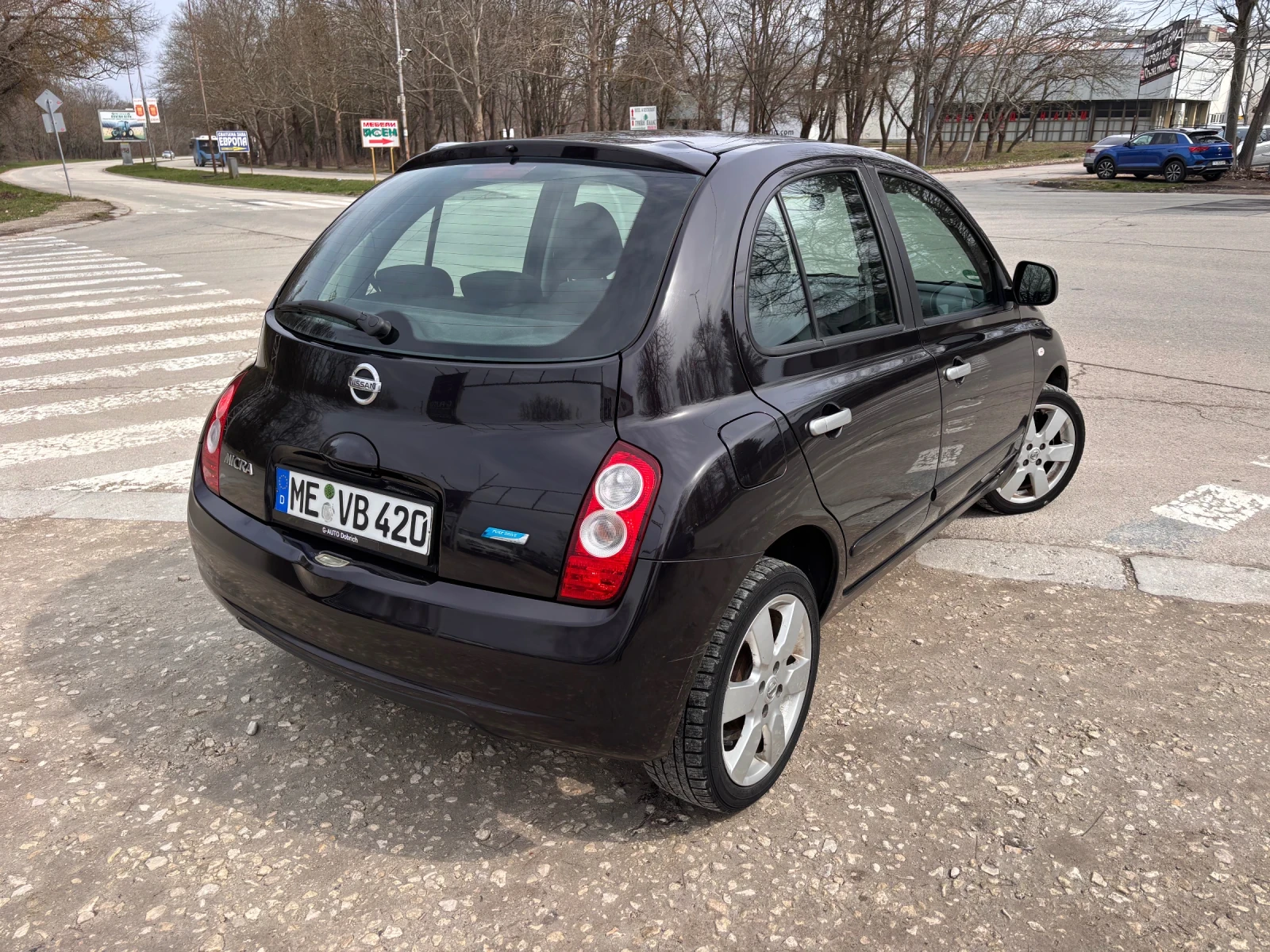 Nissan Micra 1.3i, снимка 9 - Автомобили и джипове - 54035257
