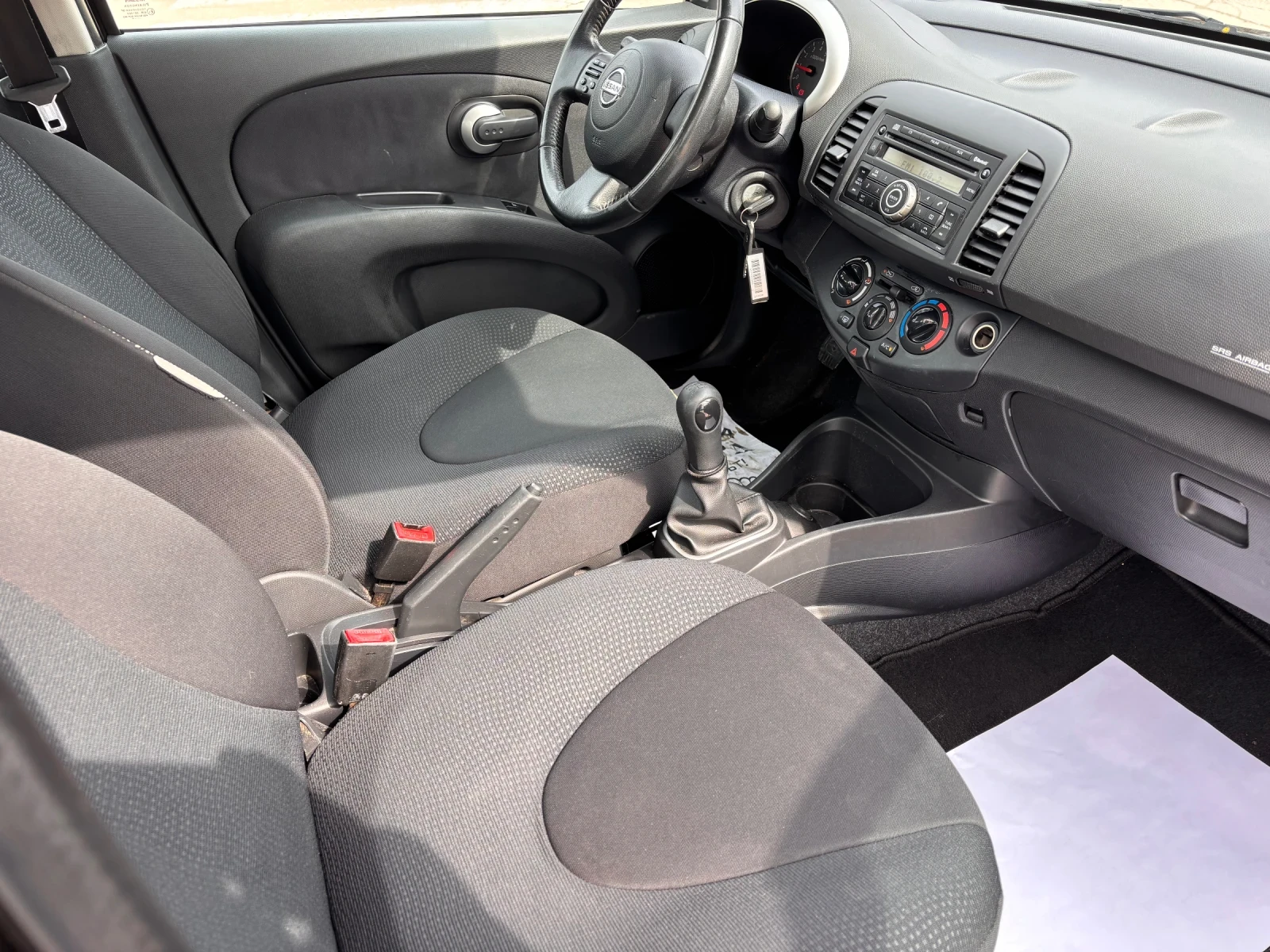 Nissan Micra 1.3i, снимка 10 - Автомобили и джипове - 54035257